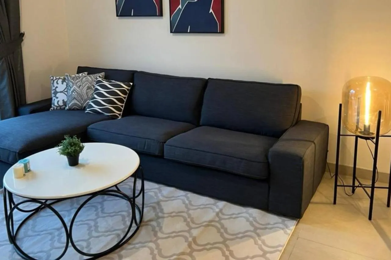 Stylish One-Bedroom Apartment In Al Badr Dubaj